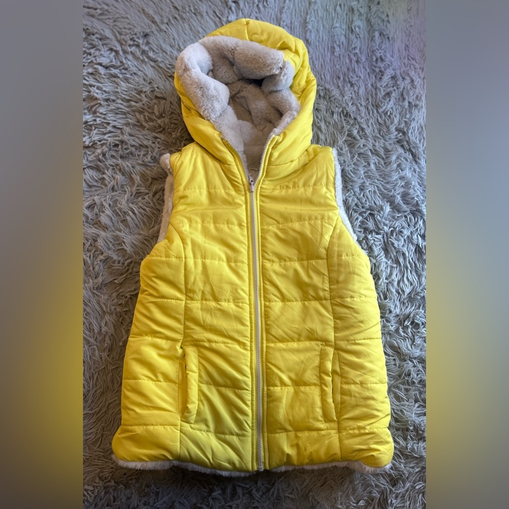 Maurice’s Reversible Yellow Hooded Puffer Vest